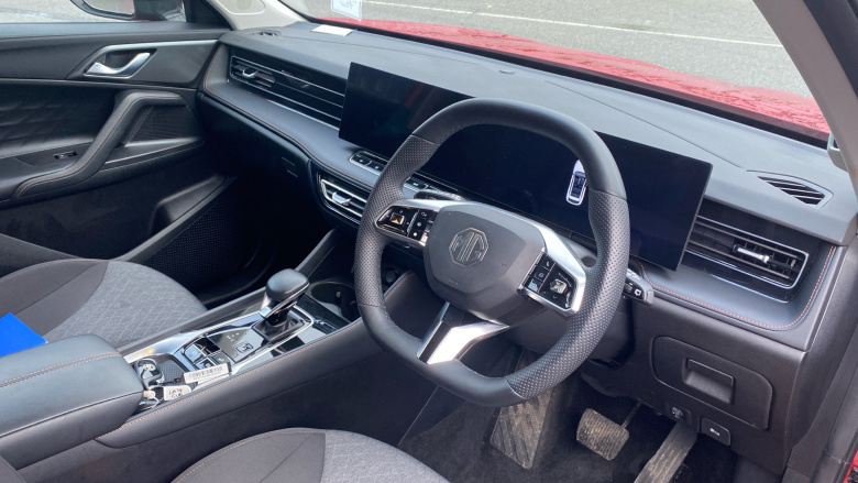 MG HS 1.5 T-GDI SE 5dr DCT Petrol Hatchback